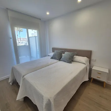 Sunrise House * Oliva